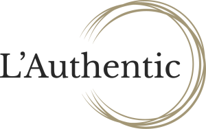 Logo L’Authentic – identité visuelle élégante et moderne conçue à Loches.
